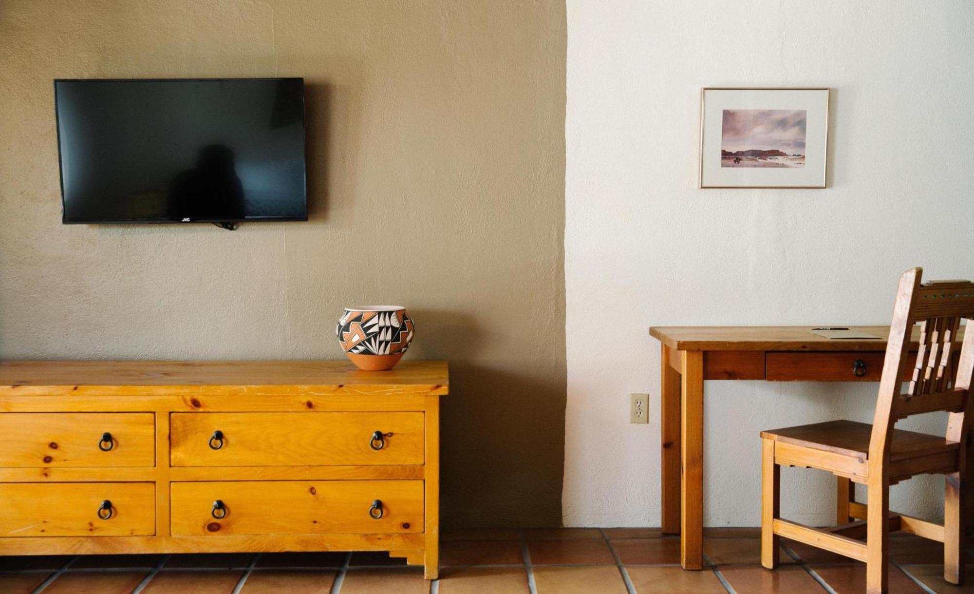 Standard King Room,1543977124:JPEG