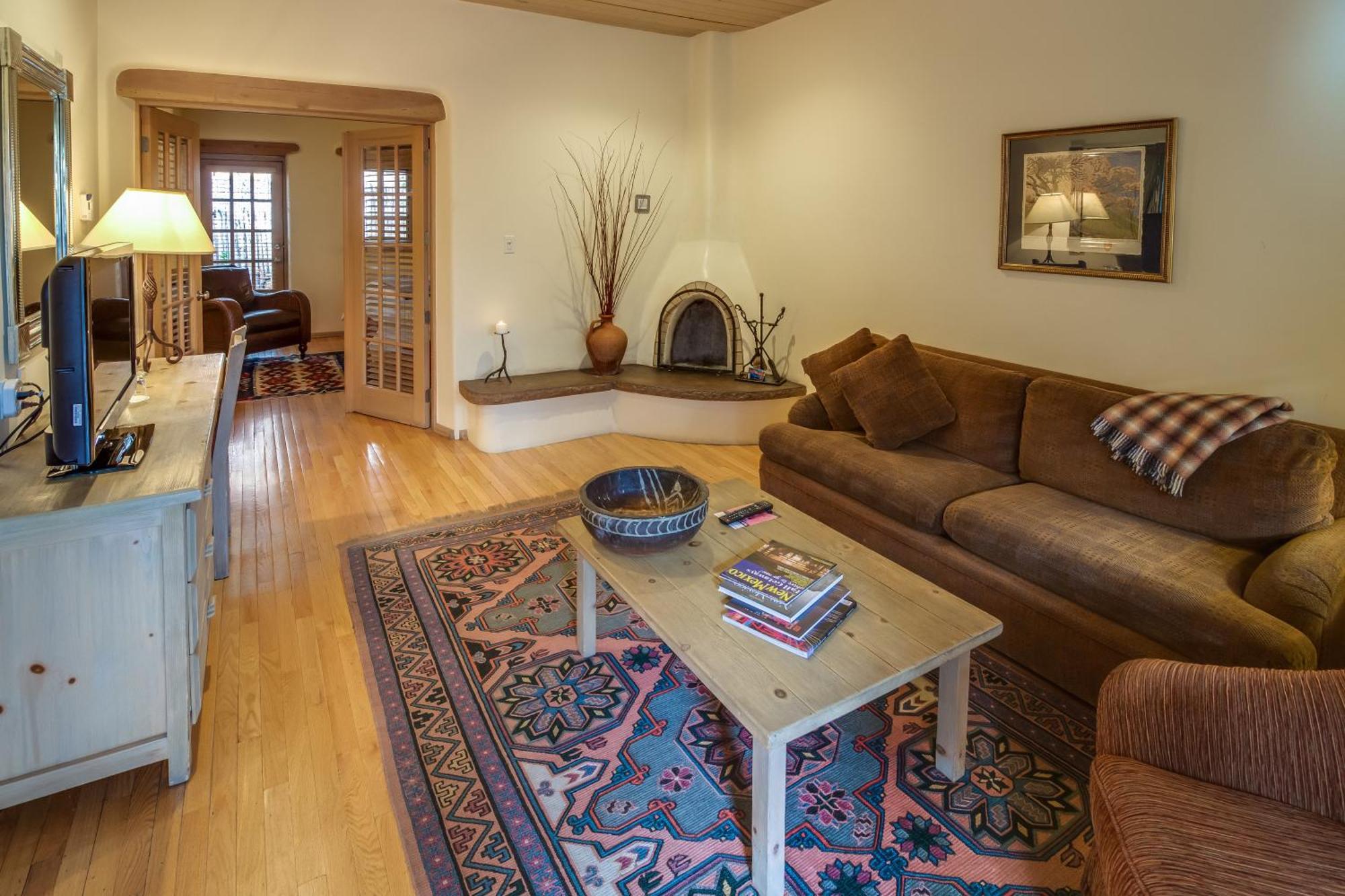 One-Bedroom Suite,708477538:JPEG