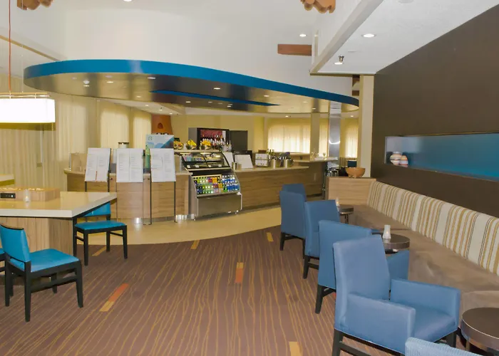 Courtyard Santa Fe Hotel