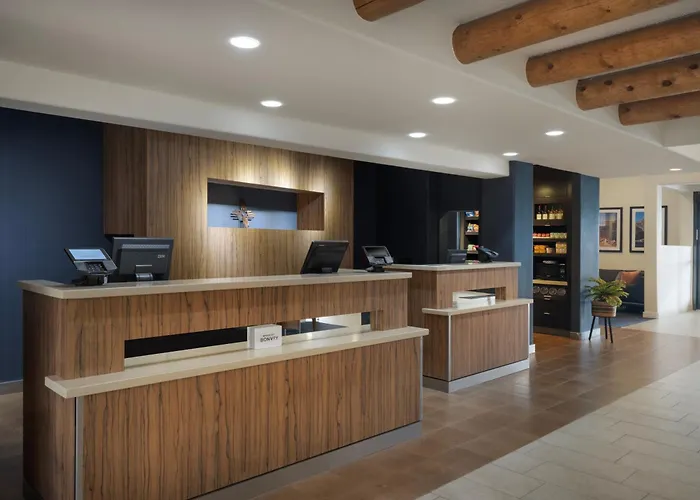 Courtyard Santa Fe Hotel